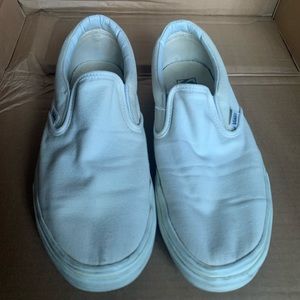 white slip-on vans